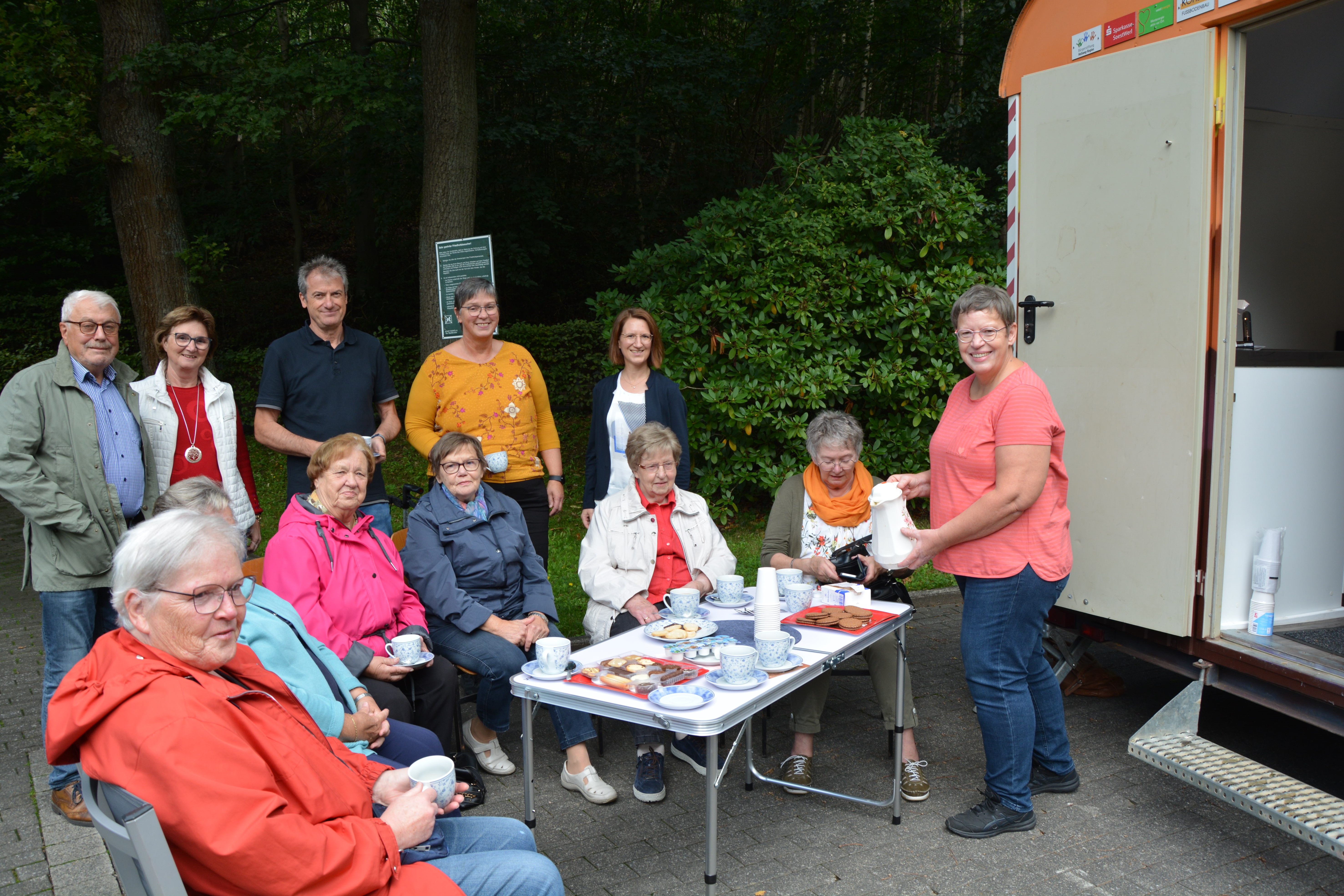 xx230804is1friedhofscafe.jpg xx230804is1friedhofscafe.jpg